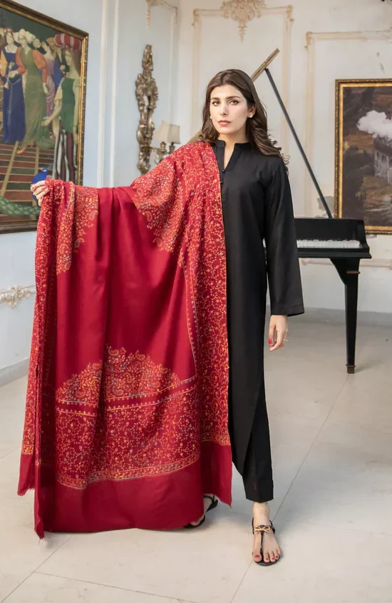 Buy Winter Shawls for Women Online in Pakistan: Stylish Collection